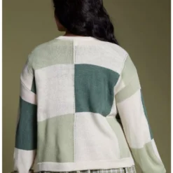 Hot Sale 🛒 Her Universe Studio Ghibli My Neighbor Totoro Patchwork Girls Cardigan Plus Size 🛒 -Studio Ghibli Shop 17398126 av2